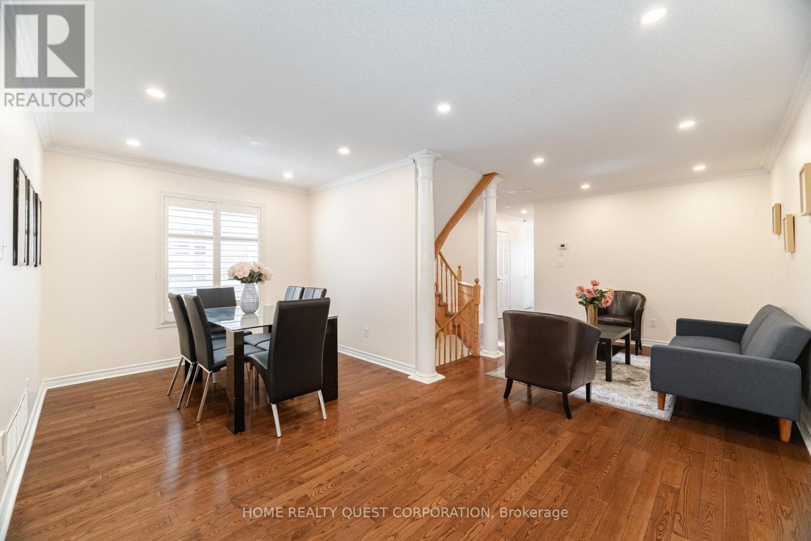 1322 Mowat Lane, Milton, Ontario  L9T 6C2 - Photo 6 - W12136529