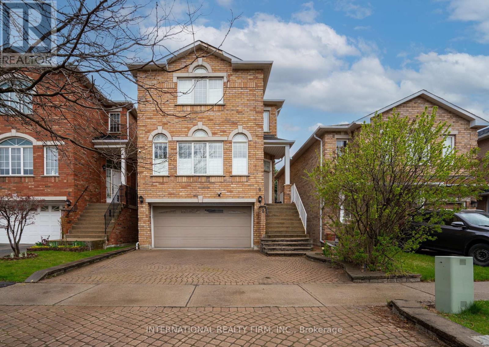 8 Margaret Rose Court, Toronto, Ontario  M9N 3Y6 - Photo 1 - W12136546