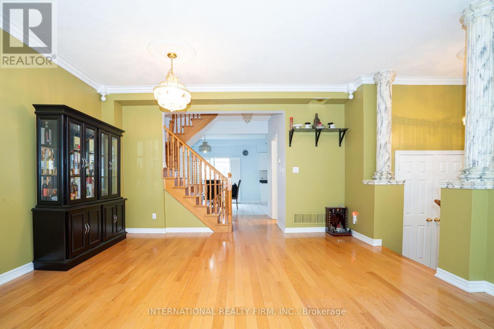 8 Margaret Rose Court, Toronto, Ontario  M9N 3Y6 - Photo 5 - W12136546