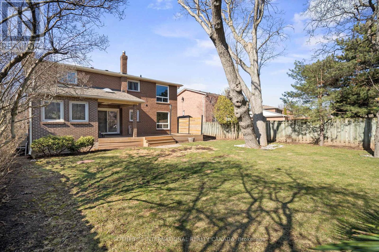 1489 Jasmine Crescent, Oakville, Ontario  L6H 3H2 - Photo 41 - W12136574