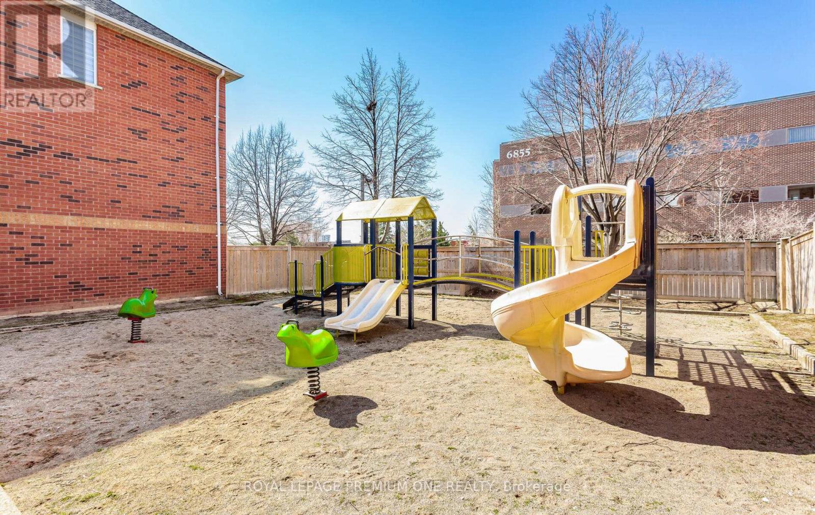 23 - 6860 Meadowvaletowncentre Circle, Mississauga, Ontario  L5N 7T4 - Photo 38 - W12136609