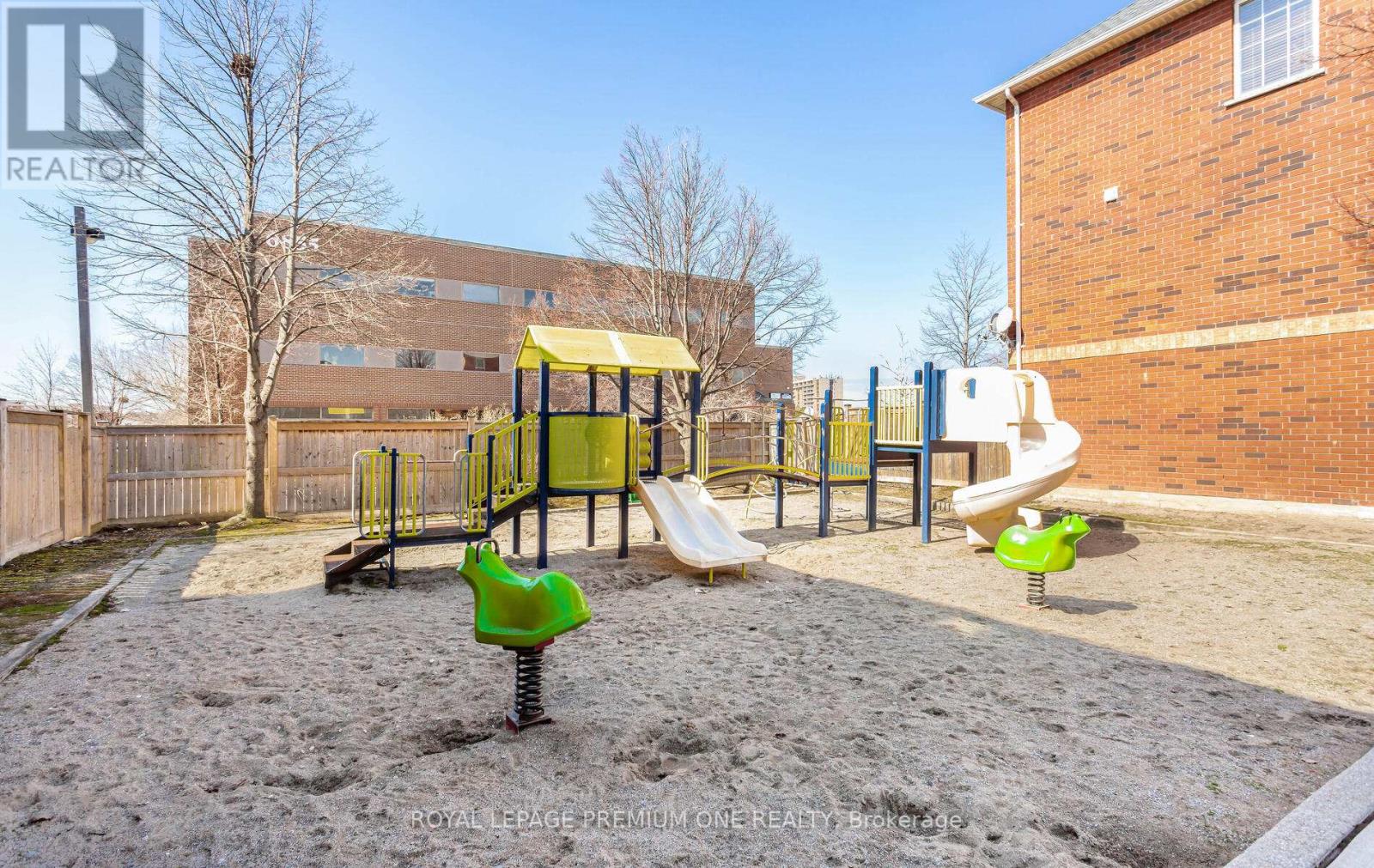 23 - 6860 Meadowvaletowncentre Circle, Mississauga, Ontario  L5N 7T4 - Photo 39 - W12136609