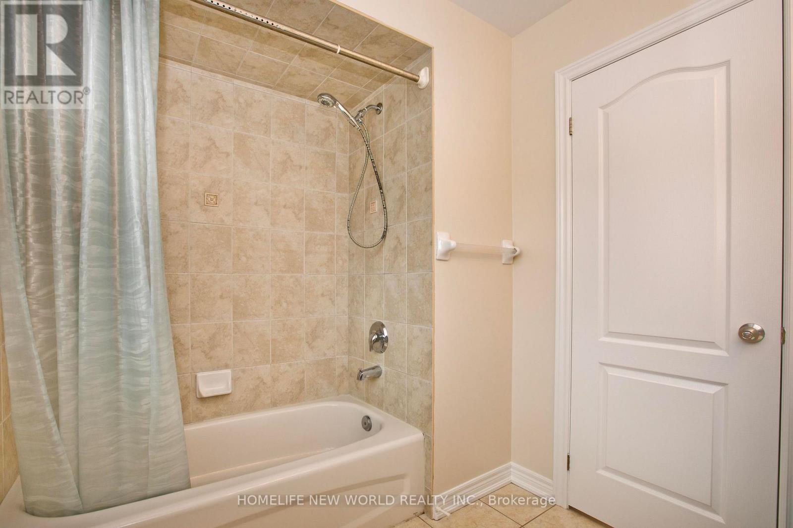1 - 3040 Fifth Line W, Mississauga, Ontario  L5L 0A4 - Photo 17 - W12136614