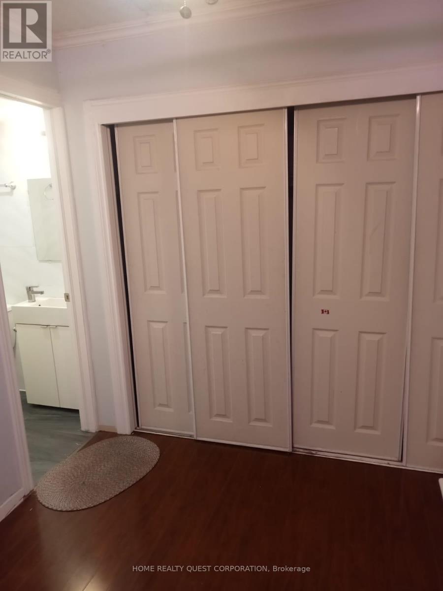 180 Mississauga Valley Boulevard, Mississauga, Ontario  L5A 3M2 - Photo 14 - W12136727