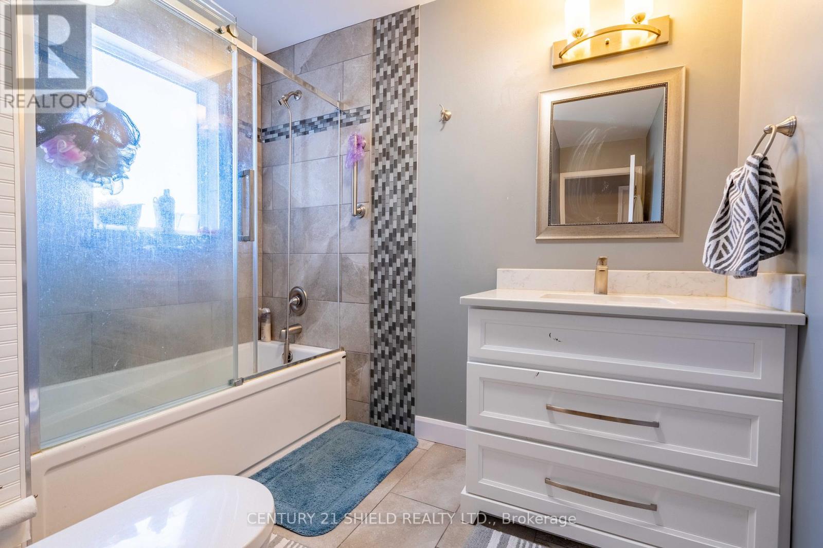 Property at 5514 POPLAR AVENUE image 5