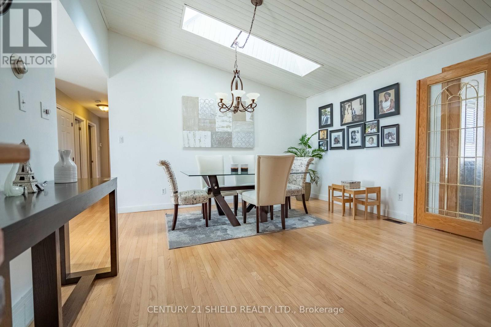 5514 Poplar Avenue, South Stormont, Ontario  K0C 1P0 - Photo 7 - X12136911