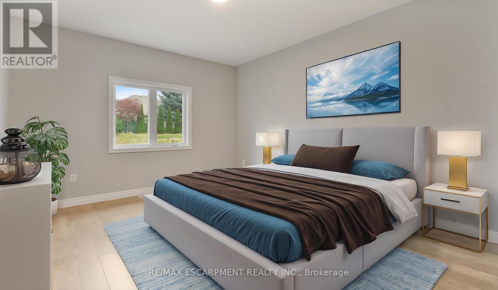45 Vanrooy Trail, Norfolk, Ontario  N0E 1Y0 - Photo 4 - X12101843