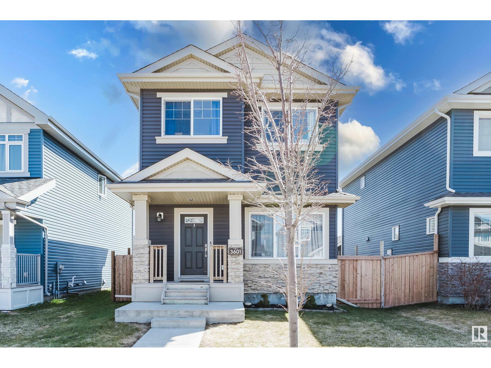 Property at 3601 49 AV image 1