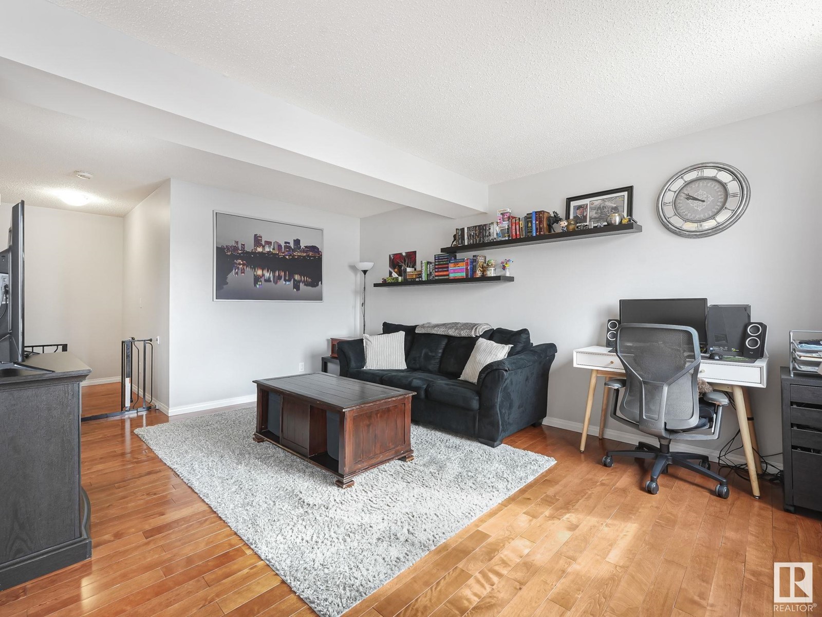 Property at 1562 69 ST NW image 5