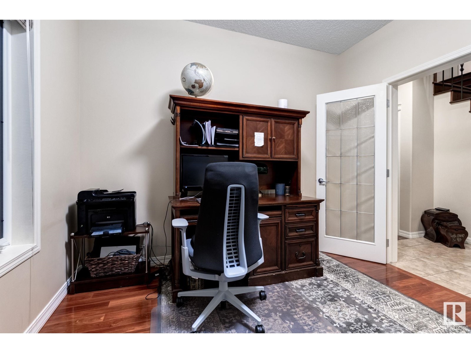 203 Darlington Cr Nw, Edmonton, Alberta  T6M 2T2 - Photo 11 - E4435463
