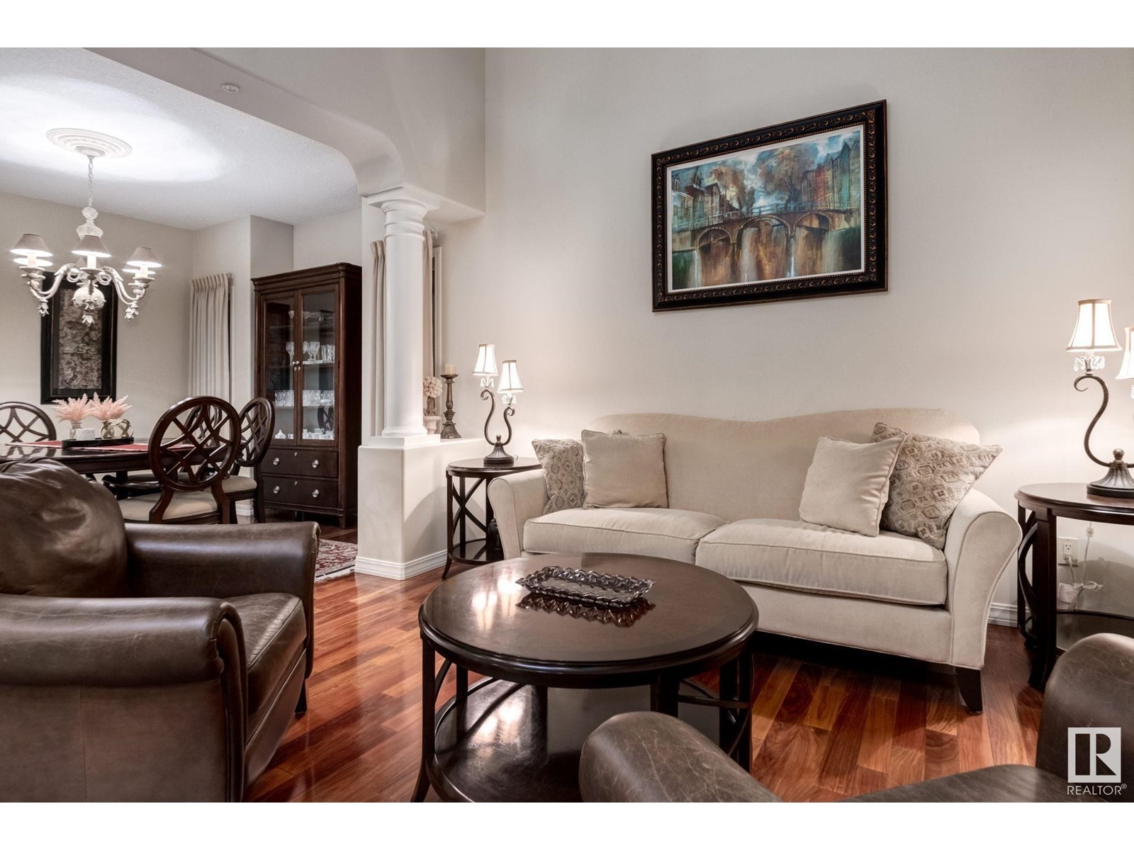 Property at 203 DARLINGTON CR NW image 1