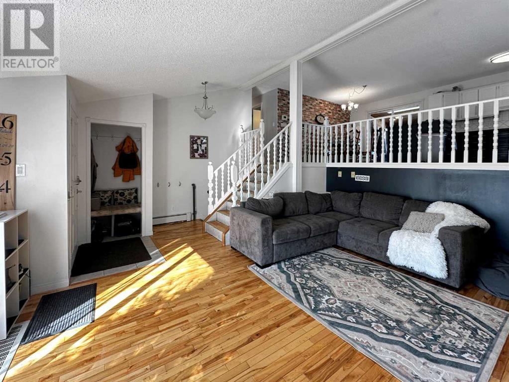 Property at 4433 51 Avenue image 5