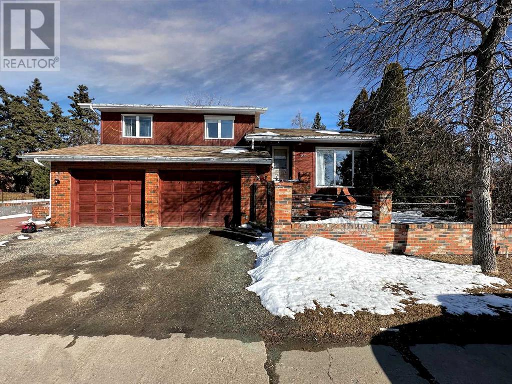 Property at 4433 51 Avenue image 1
