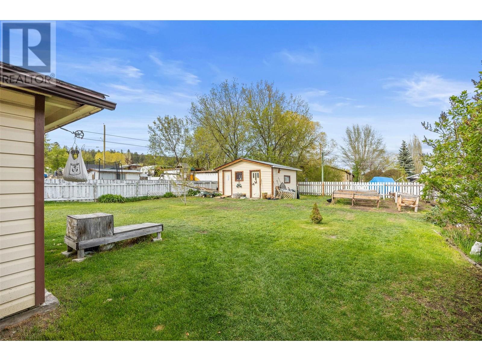 212 Foster Avenue, Clinton, British Columbia  V0K 1K0 - Photo 30 - 10346925