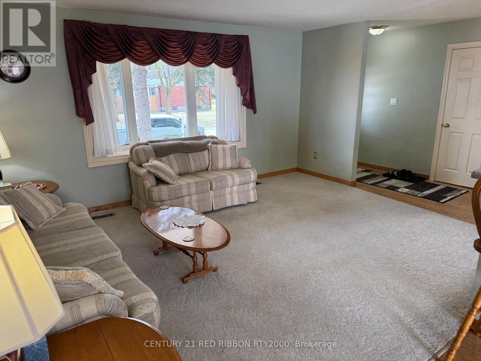 Property at 334 HELEN DRIVE image 3