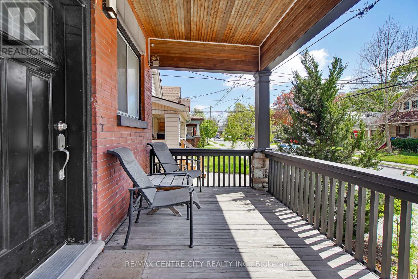 922 Queens Avenue, London East, Ontario  N5W 3H8 - Photo 4 - X12136856