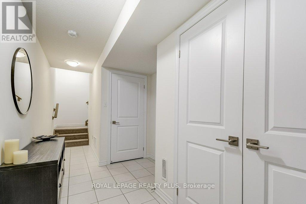34 - 383 Dundas Street E, Hamilton, Ontario  L8B 1X6 - Photo 8 - X12136545