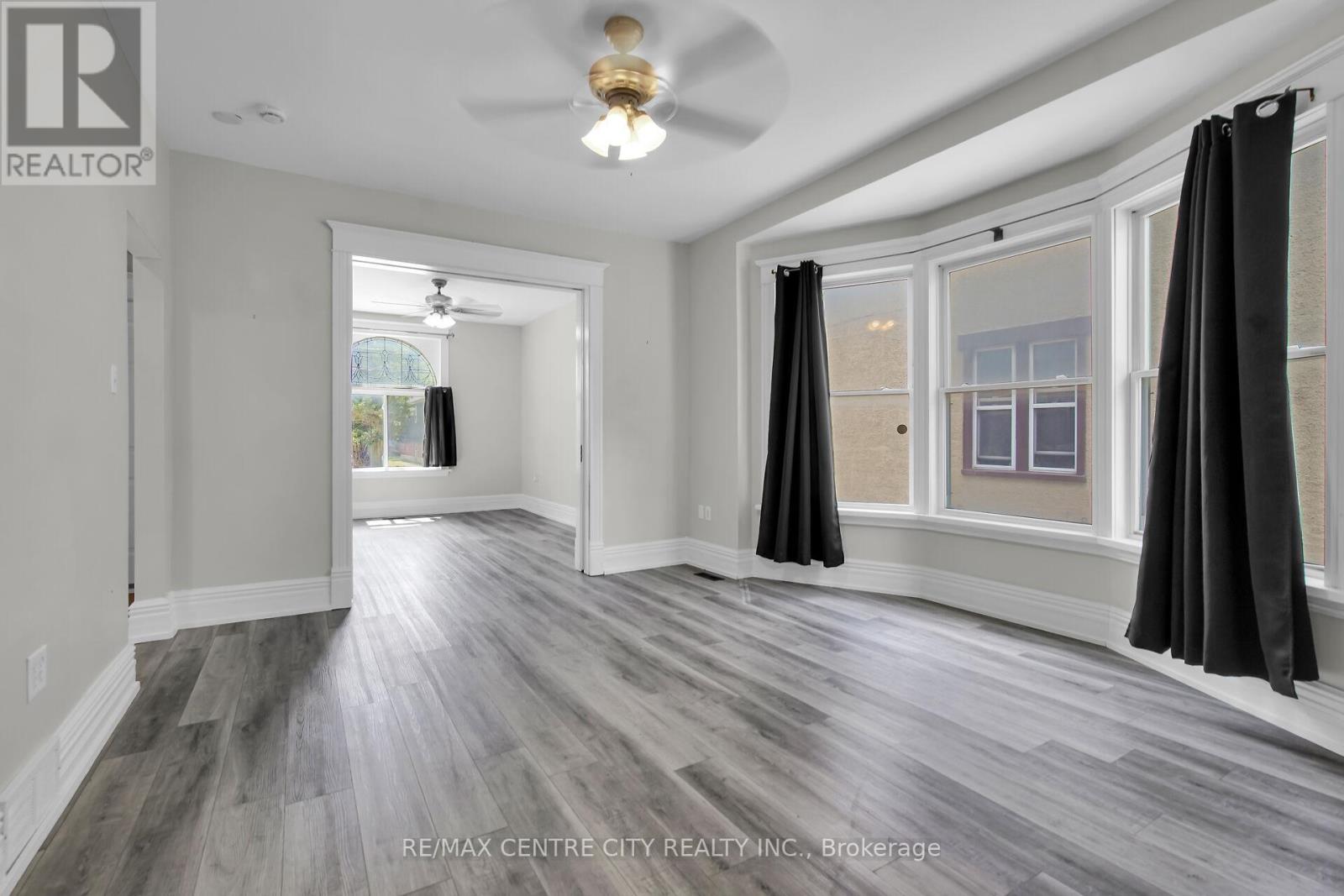 922 Queens Avenue, London East, Ontario  N5W 3H8 - Photo 21 - X12136858