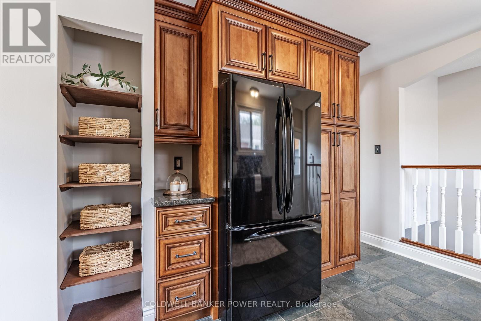 Photo 17 of 48 for 22 Scotchmere Crescent