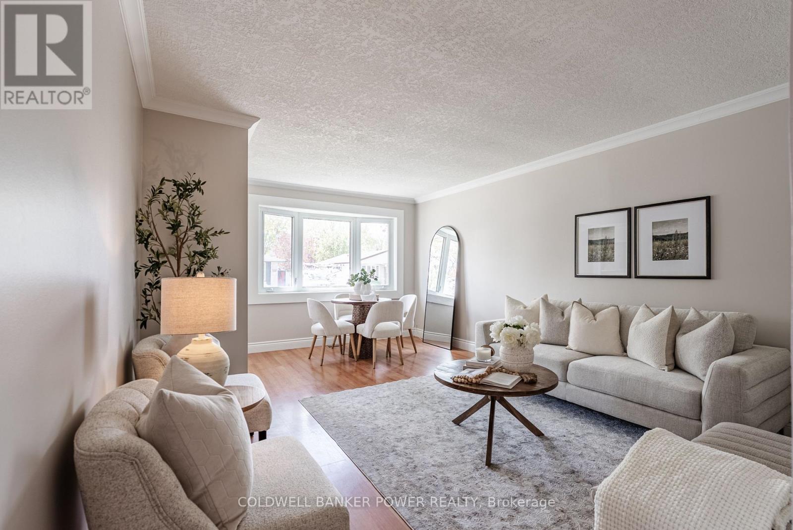 Photo 8 of 48 for 22 Scotchmere Crescent