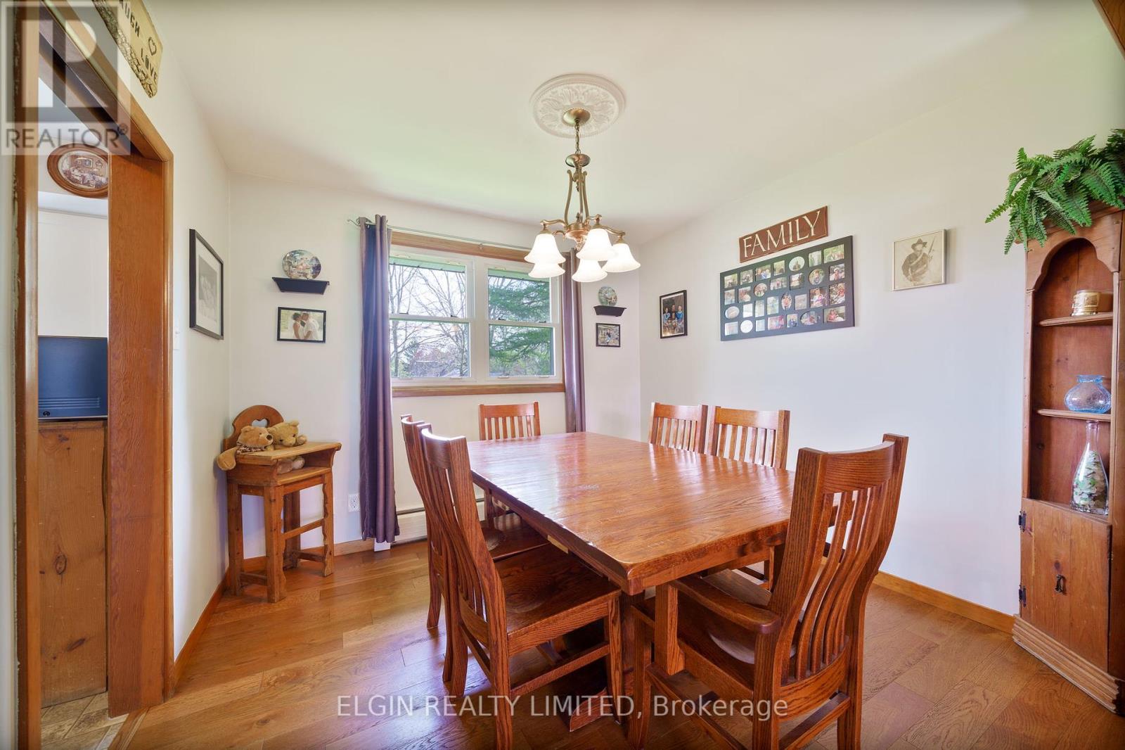 9618 Francis Street, Southwold, Ontario  N0L 2E0 - Photo 11 - X12136887