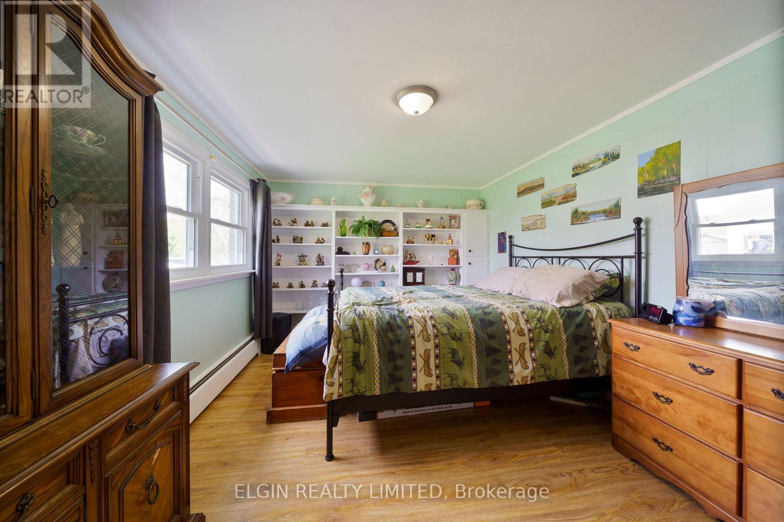 9618 Francis Street, Southwold (Shedden), Ontario  N0L 2E0 - Photo 25 - X12136887