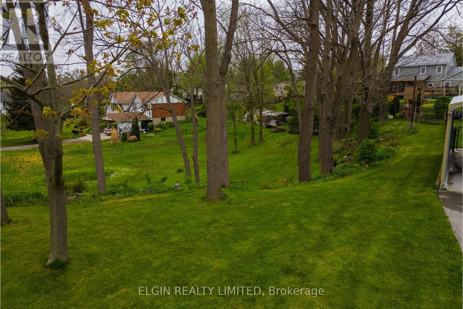 9618 Francis Street, Southwold (Shedden), Ontario  N0L 2E0 - Photo 38 - X12136887
