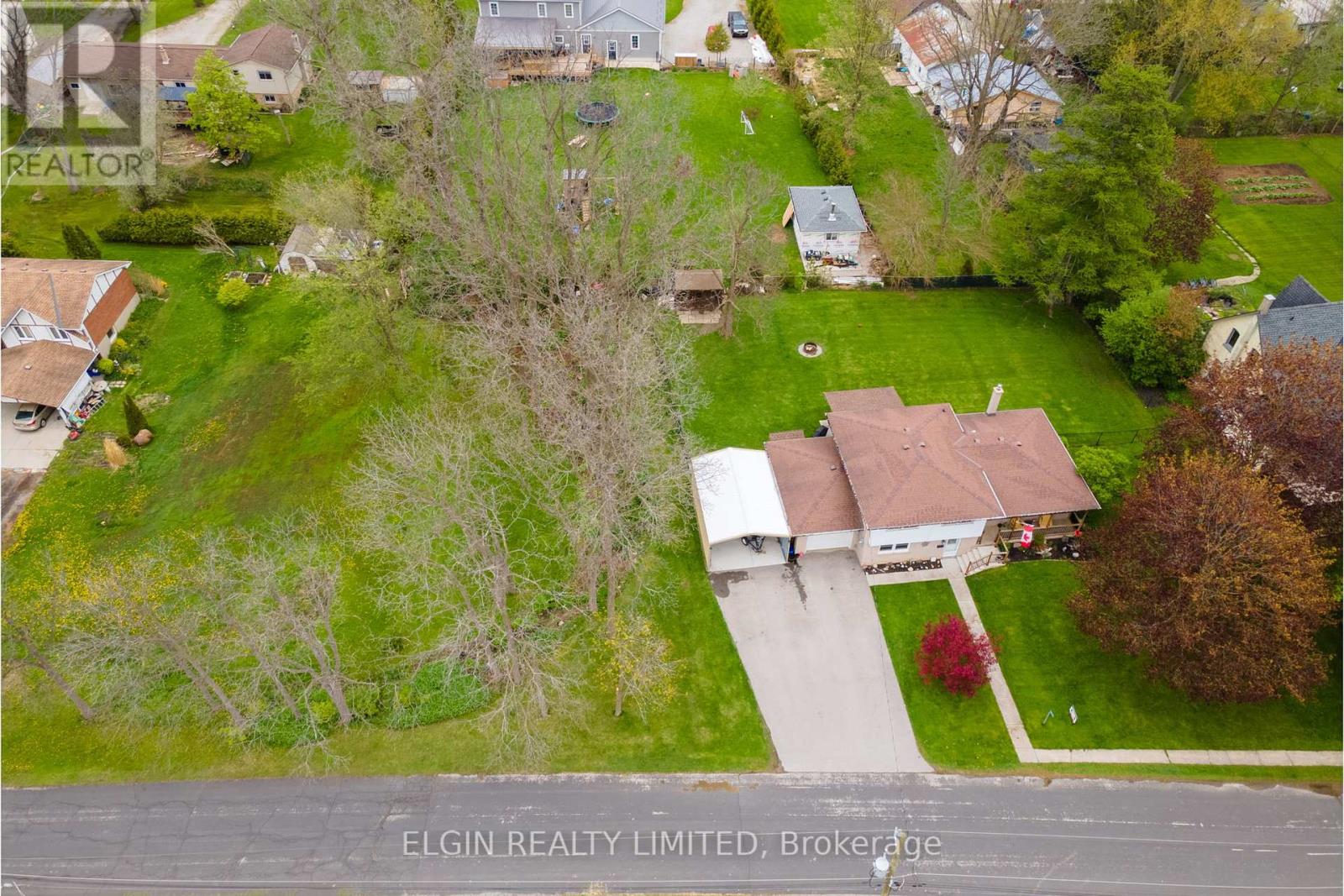 9618 Francis Street, Southwold (Shedden), Ontario  N0L 2E0 - Photo 43 - X12136887