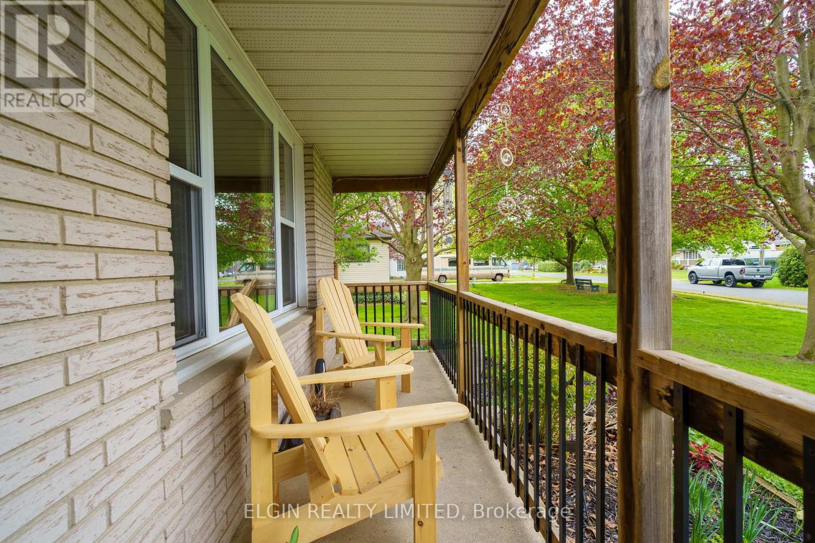 9618 Francis Street, Southwold (Shedden), Ontario  N0L 2E0 - Photo 5 - X12136887