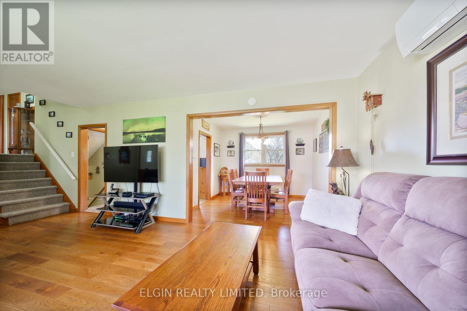 9618 Francis Street, Southwold (Shedden), Ontario  N0L 2E0 - Photo 9 - X12136887