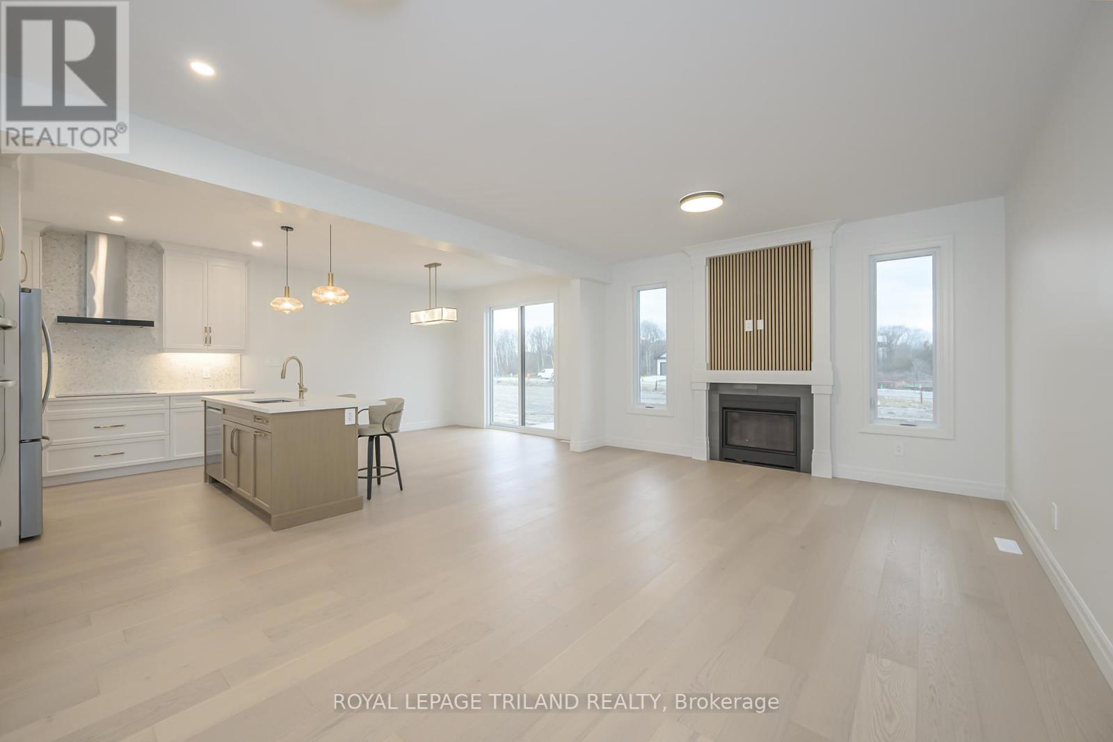 4211 Liberty Crossing, London South, Ontario  N6P 0L1 - Photo 5 - X12136950