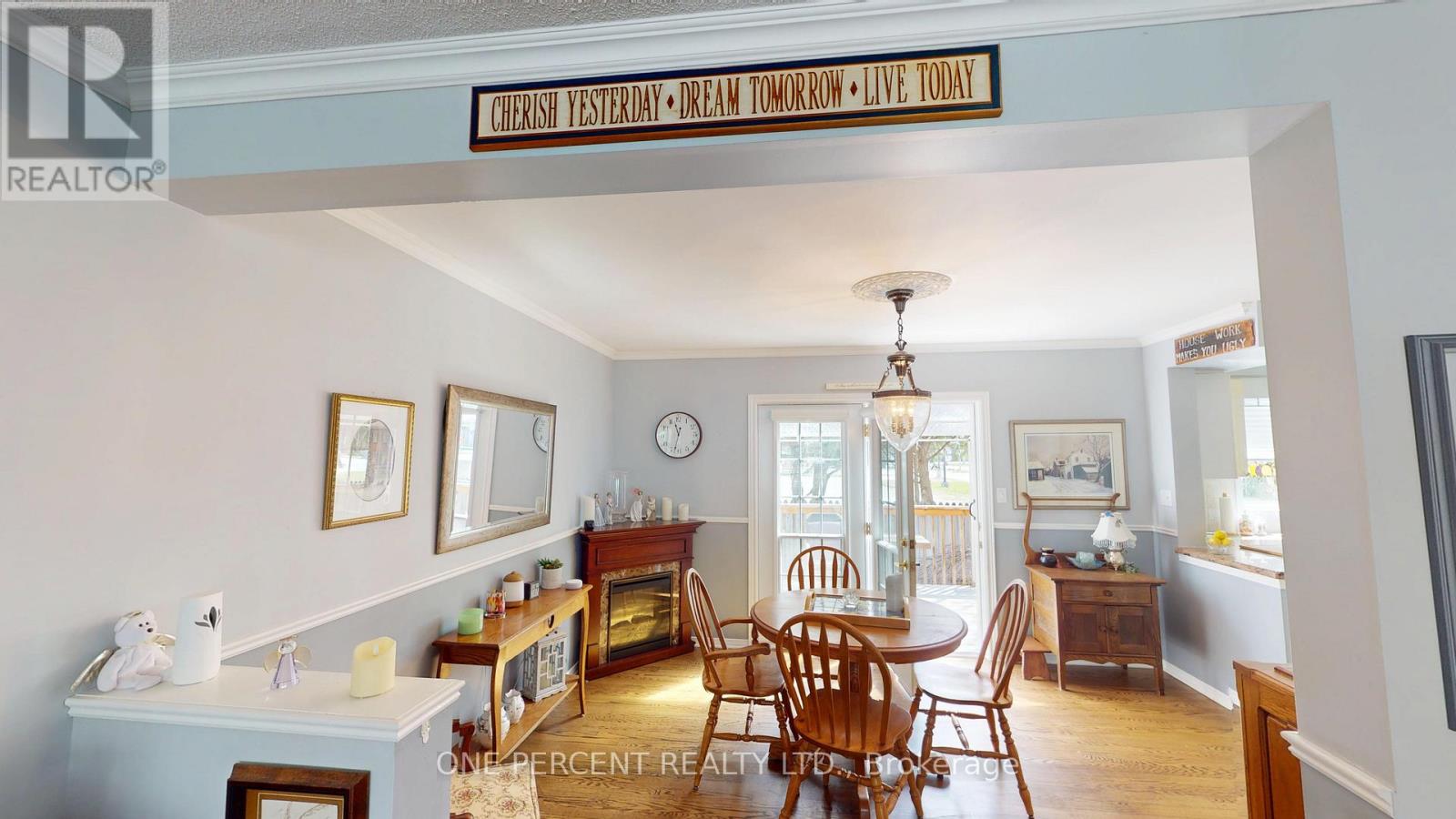 9 Hunters Court, Pelham, Ontario  L0S 1E4 - Photo 6 - X12136716