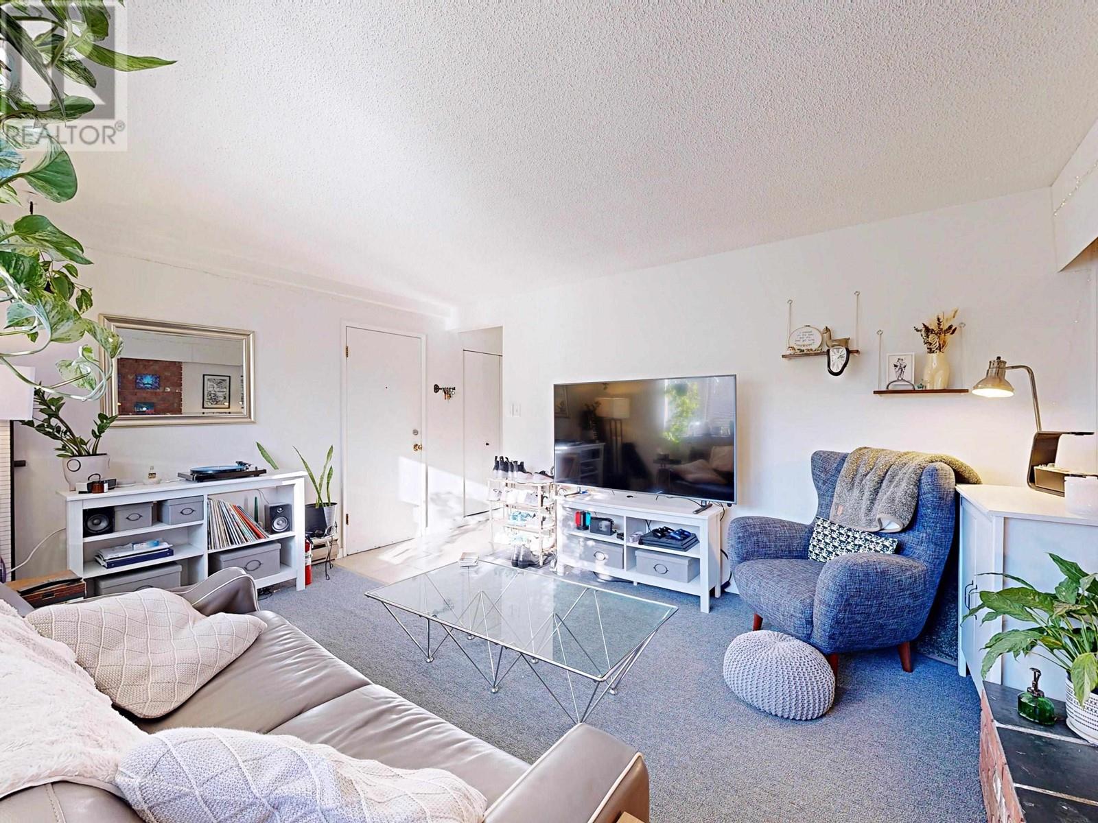 246 W 4th Street, North Vancouver, British Columbia  V7M 1H7 - Photo 30 - R3000723