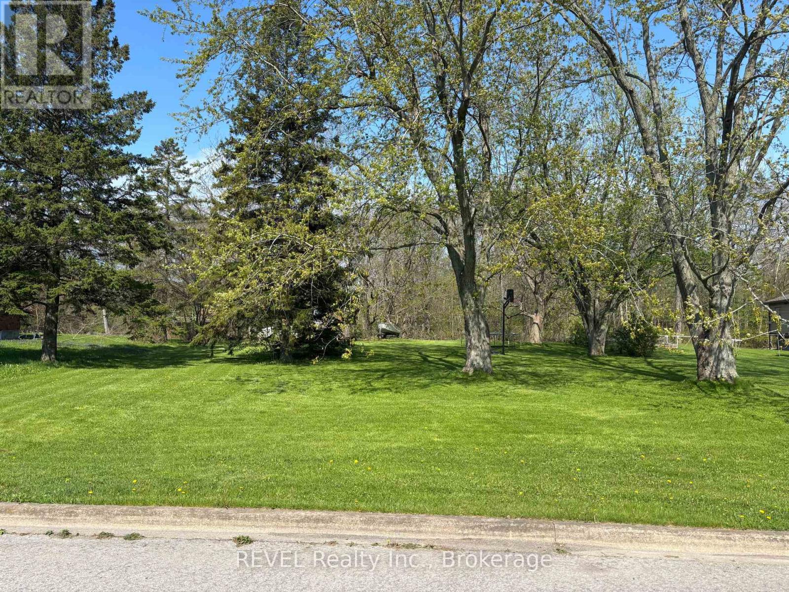 00 River Trail, Fort Erie (Black Creek), Ontario  L0S 1S0 - Photo 1 - X12137037