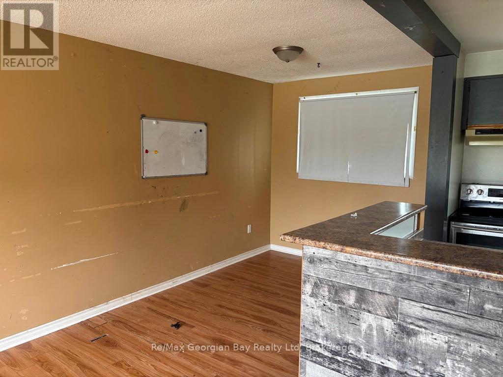 Property at 269 CHAINGATE DRIVE image 5