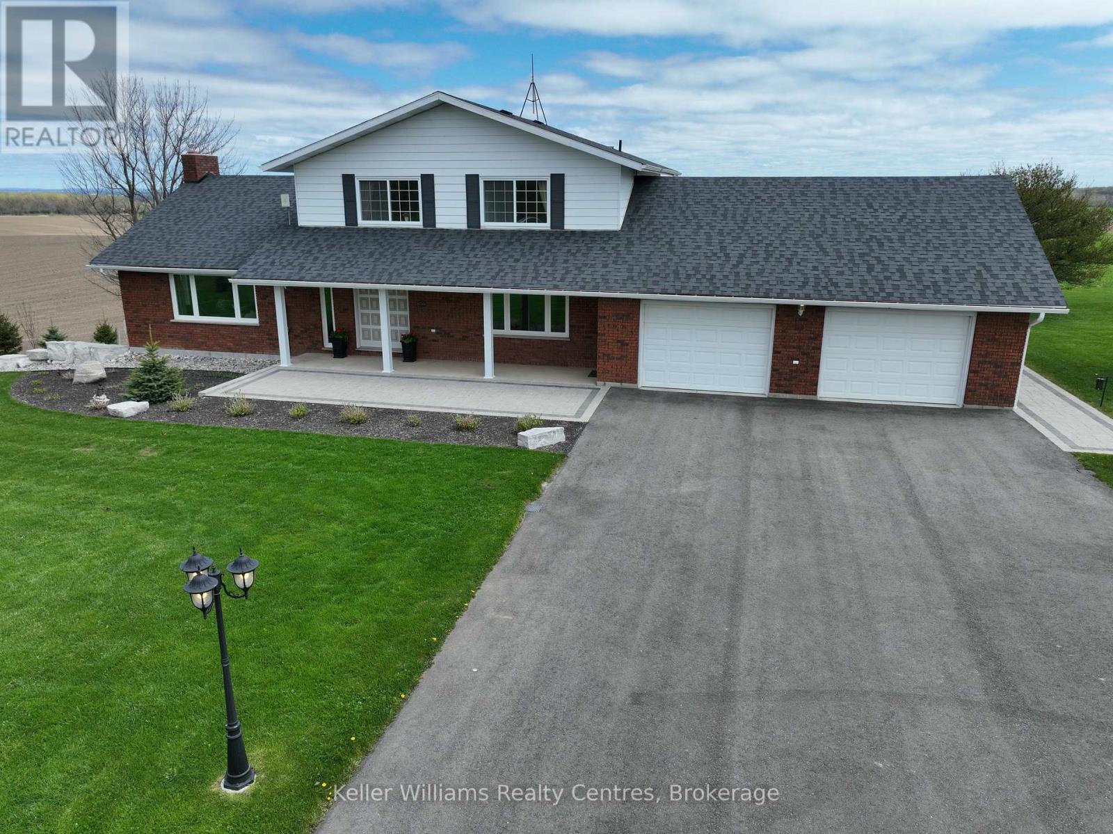 2219 County Rd 42, Clearview, Ontario  L0M 1S0 - Photo 2 - S12137026