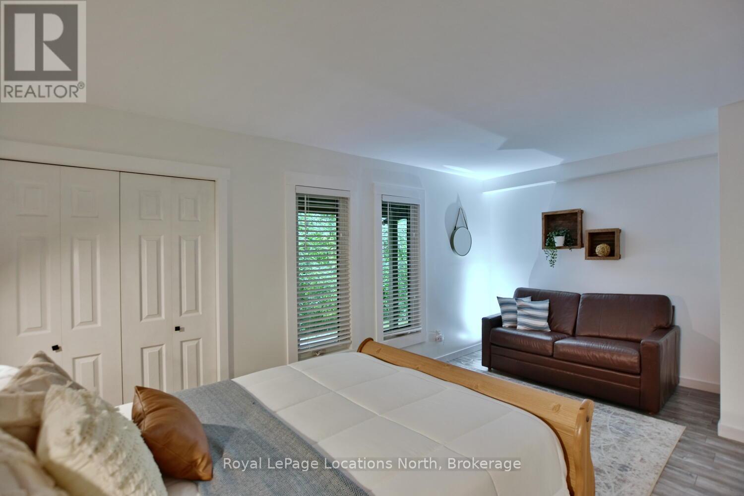 207 Escarpment Crescent, Collingwood, Ontario  L9Y 5B4 - Photo 21 - S12137031