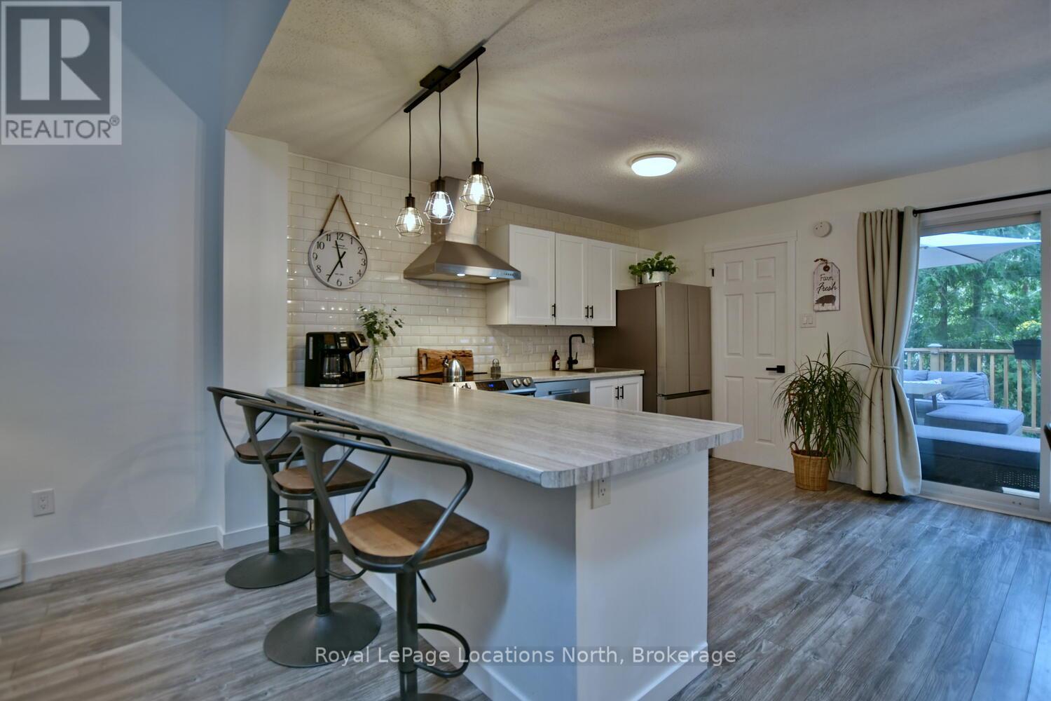 207 Escarpment Crescent, Collingwood, Ontario  L9Y 5B4 - Photo 26 - S12137031