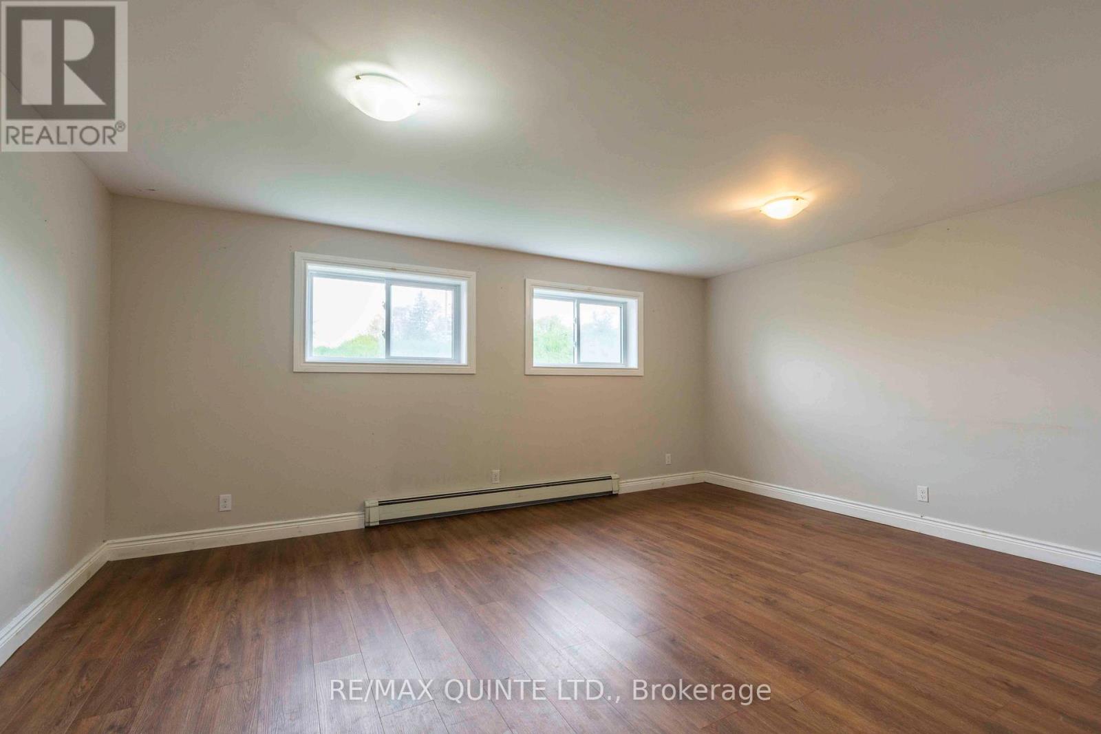 59 North Front Street, Belleville, Ontario K8P 3B2 - Photo 14 - X12136785