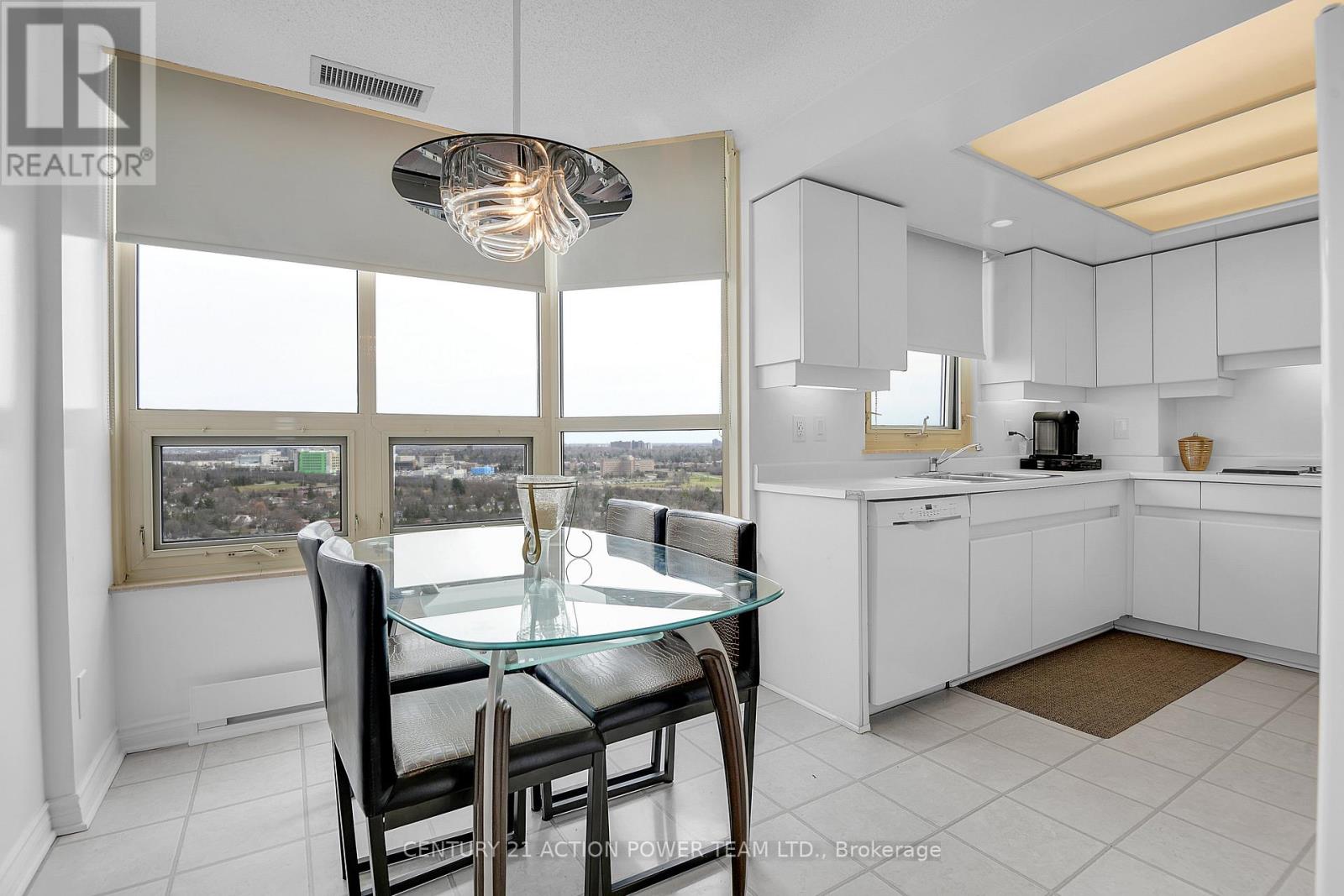 Ph2804 - 1510 Riverside Drive, Ottawa, Ontario  K1G 4X5 - Photo 16 - X12117268