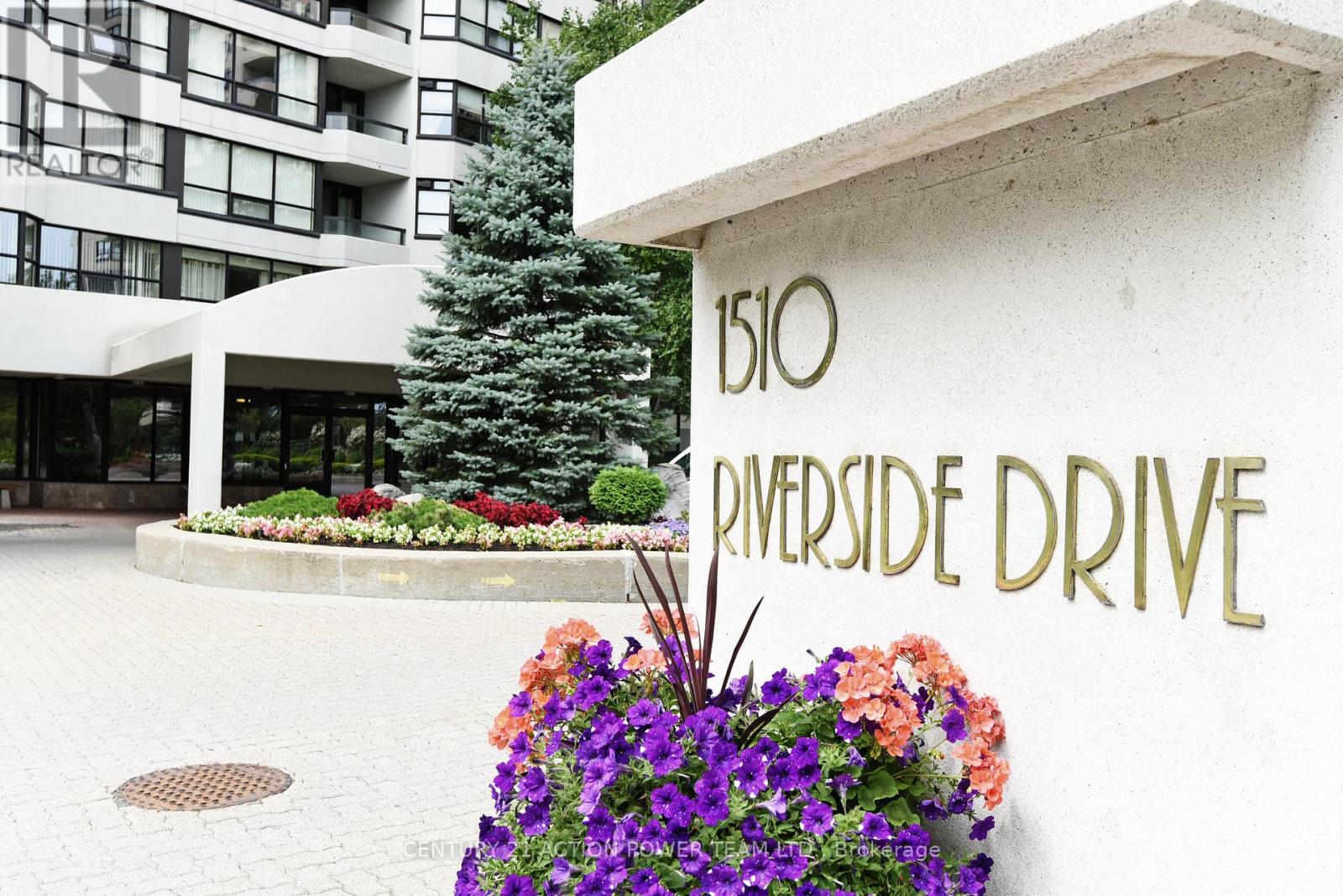 Ph2804 - 1510 Riverside Drive, Ottawa, Ontario  K1G 4X5 - Photo 2 - X12117268