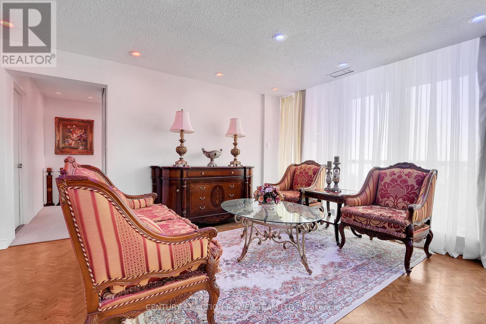 Ph2804 - 1510 Riverside Drive, Ottawa, Ontario  K1G 4X5 - Photo 8 - X12117268