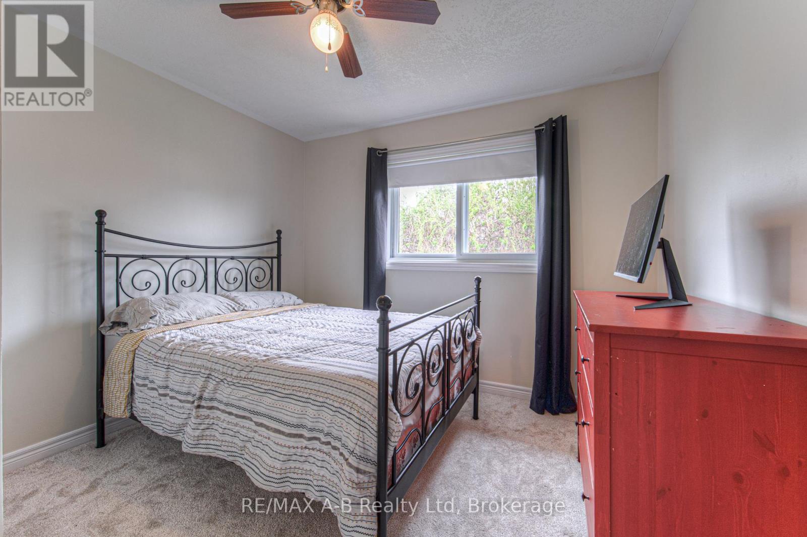 290 Norman Street, Stratford, Ontario  N5A 7Y3 - Photo 23 - X12137041