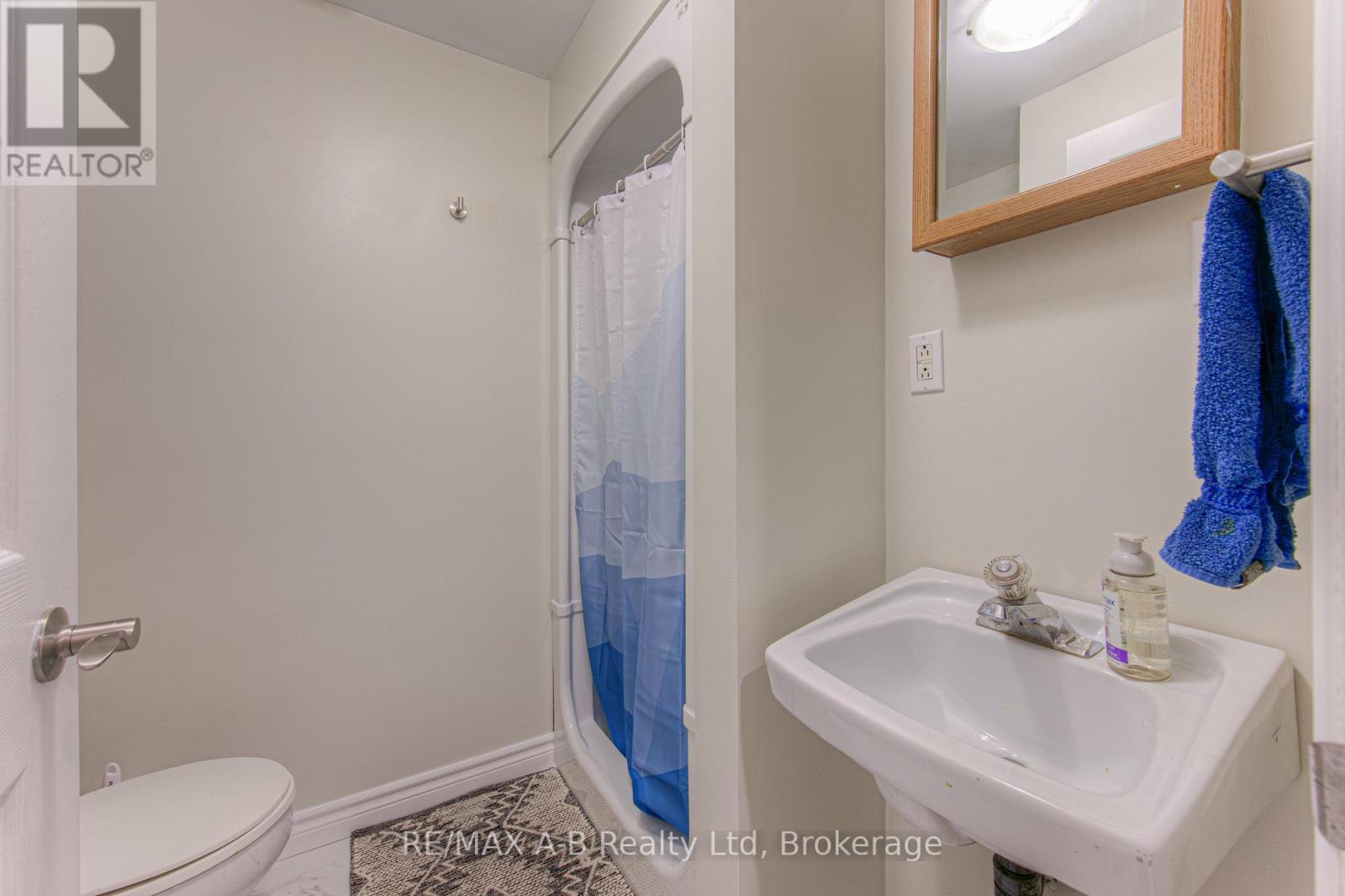 290 Norman Street, Stratford, Ontario  N5A 7Y3 - Photo 30 - X12137041