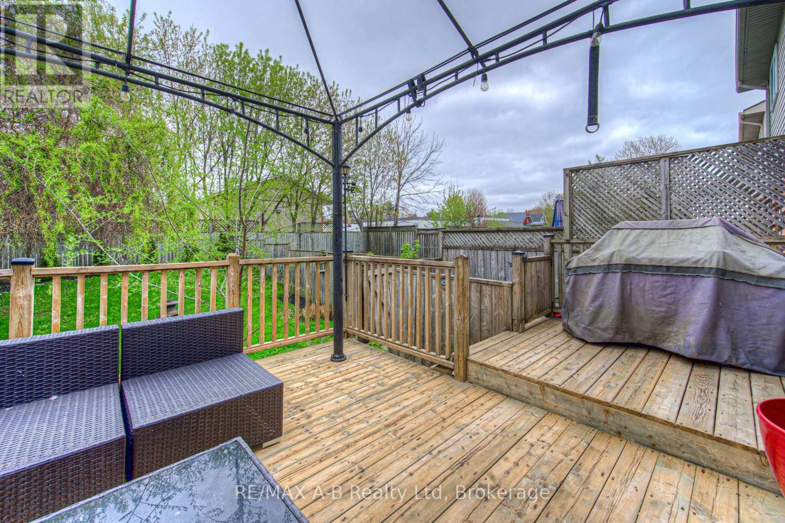 290 Norman Street, Stratford, Ontario  N5A 7Y3 - Photo 33 - X12137041