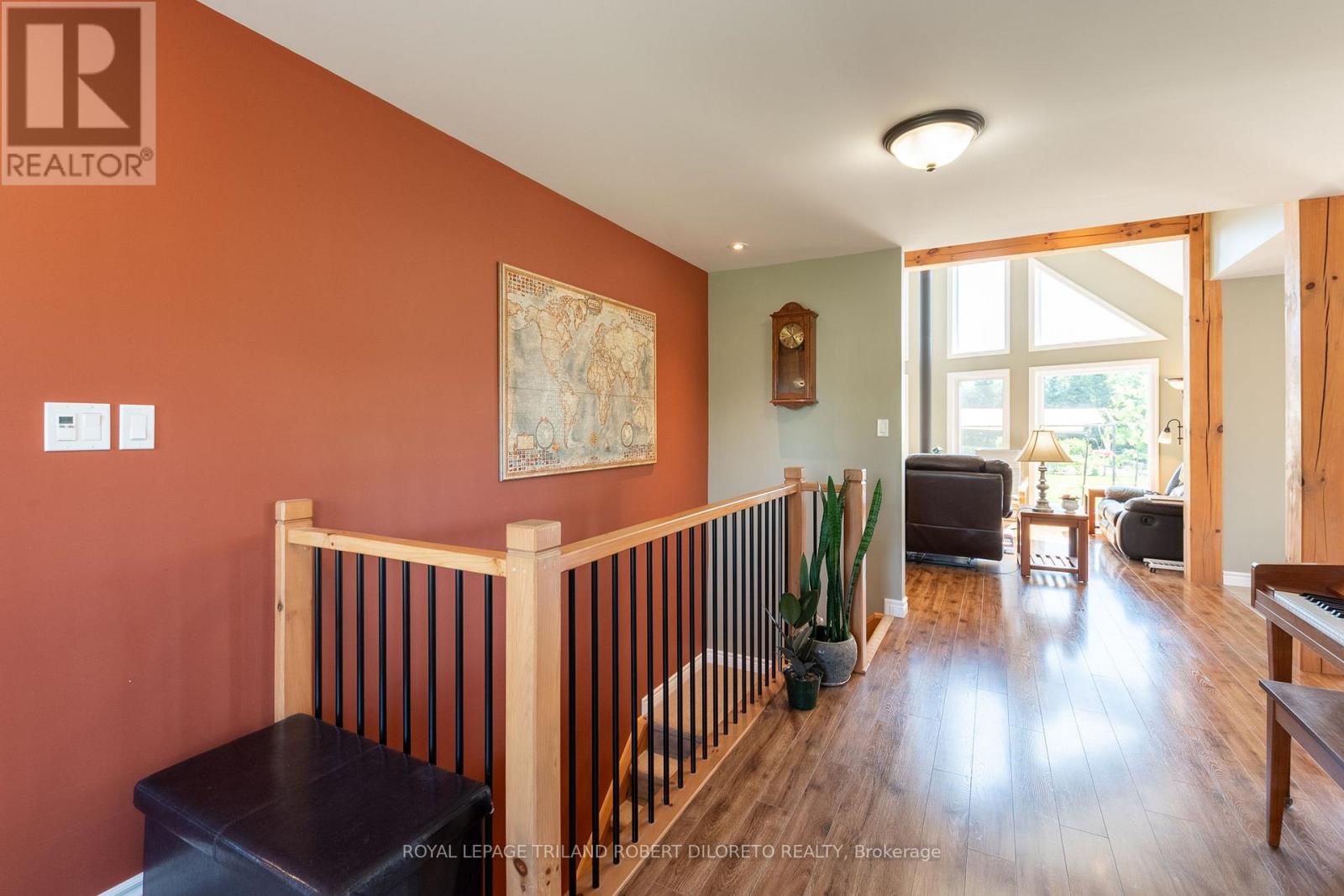 22910 Highbury Avenue N, Middlesex Centre, Ontario  N0M 2A0 - Photo 8 - X12136963