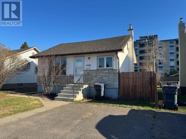 Property at 237 Frederica St. W image 2