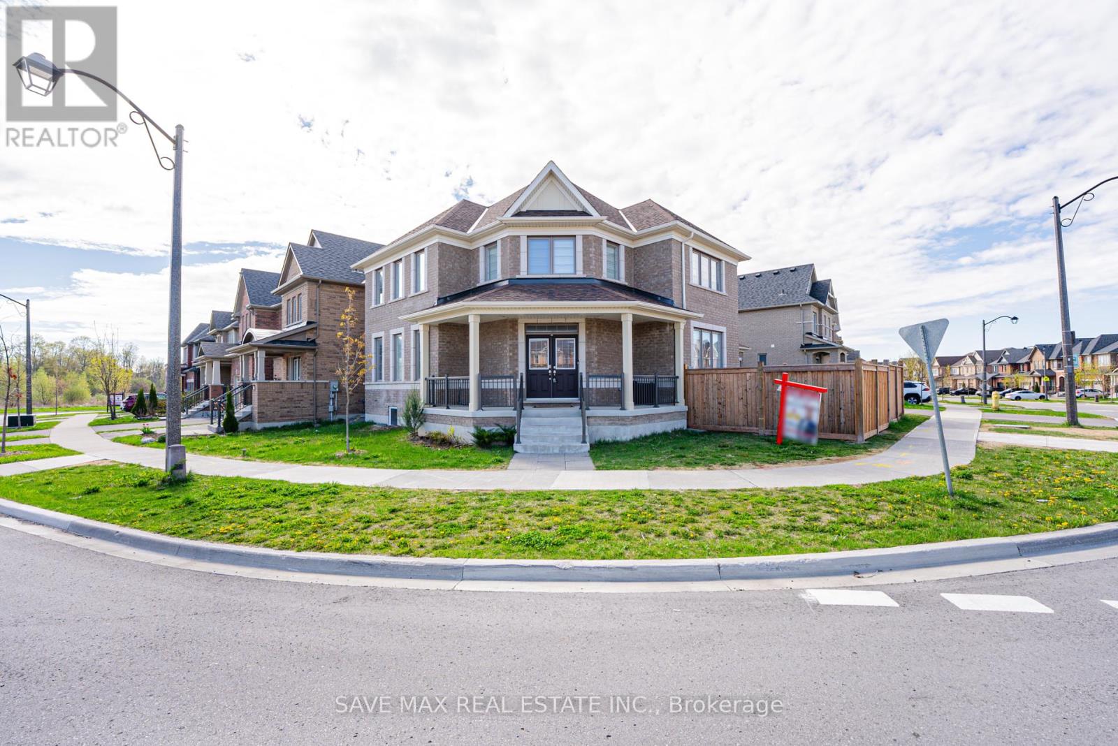 Property at 2576 BANDSMAN CRESCENT image 1