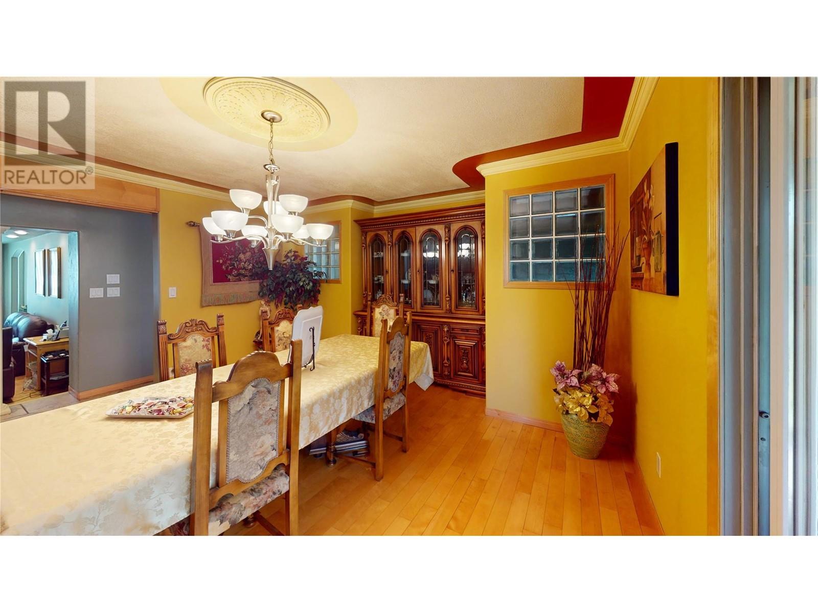 1698 Mckenzie Road, Fernie, British Columbia  V0B 1M5 - Photo 23 - 10345952