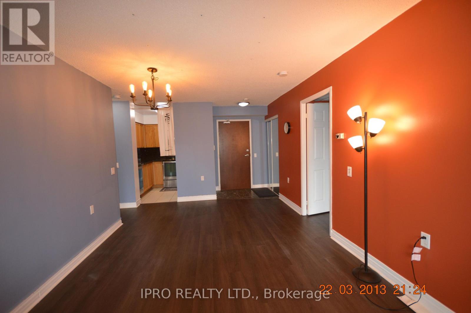 1712 - 35 Finch Avenue E, Toronto, Ontario  M2N 6Z8 - Photo 3 - C12136779